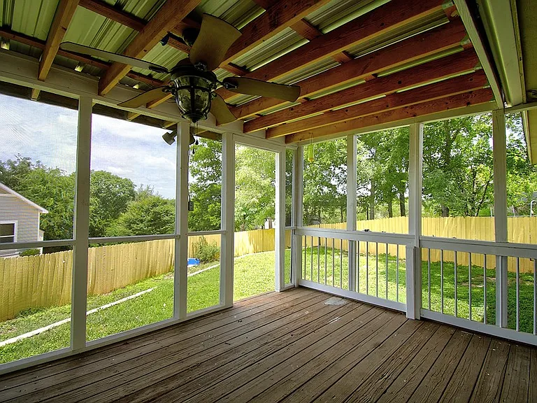 117 Dover Dr — Photo 28
