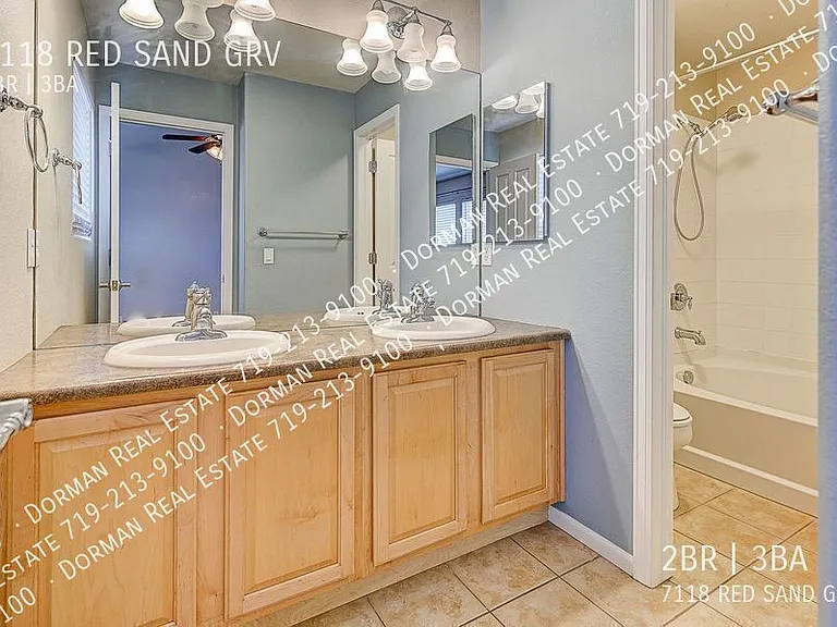 7118 Red Sand Grv — Photo 18