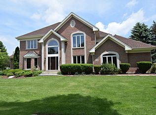 2708 Royal Saint Georges Ct, St Charles, IL 60174