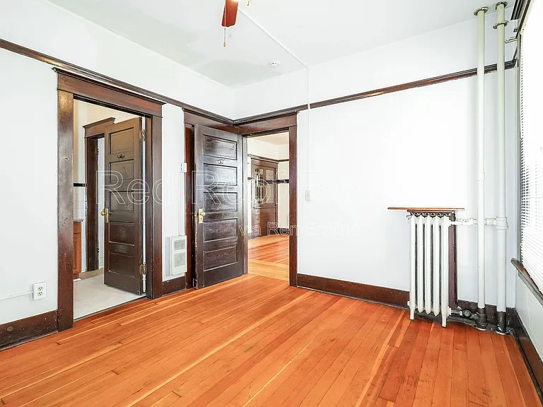 1319 6th Ave #F — Photo 10