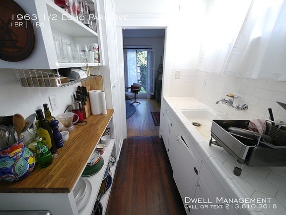 3rd image of 1963 1/2 Echo Park Ave