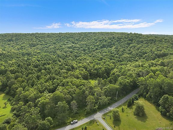 3rd image of Benton Hollow Road