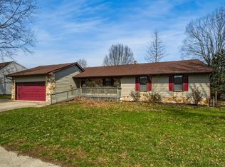 6 Royal Oak Ct, Hurricane, WV 25526