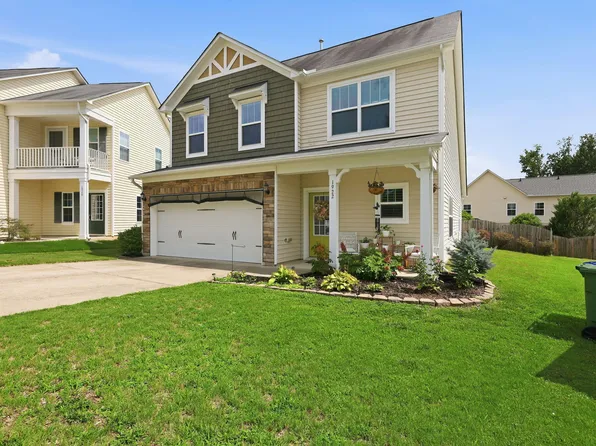 1922 Hinswood Cir, Fuquay Varina, NC 27526