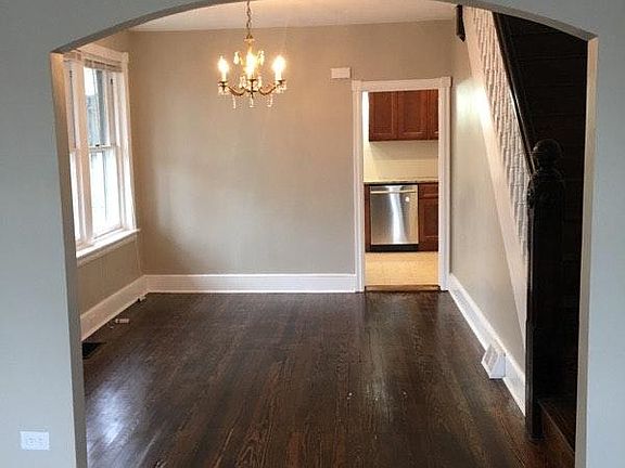5th image of 1024 N Lincoln St