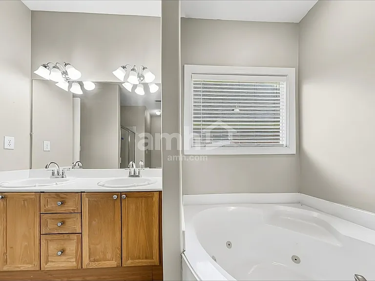 4528 Brighton Cir — Photo 11