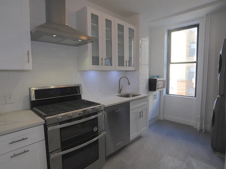 1131 Washington St #2