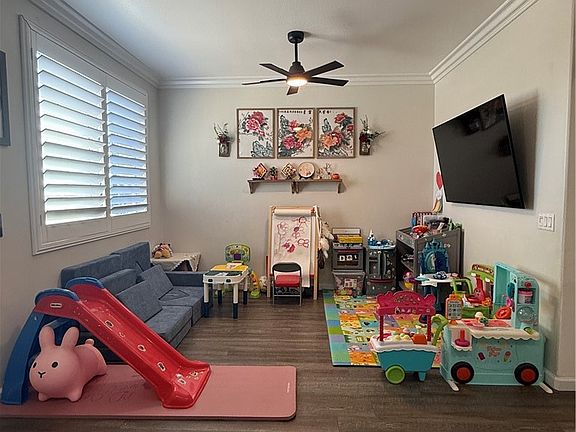 3rd image of 8041 City View Pl