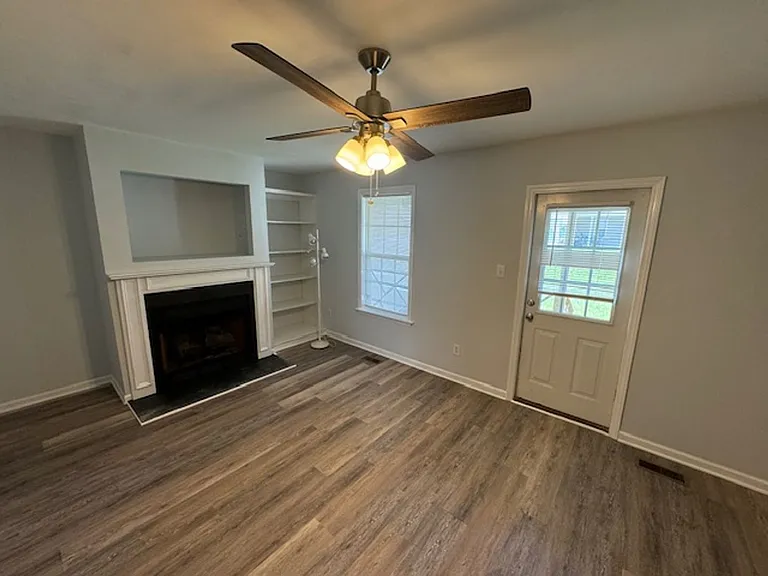 104 Piccadilly Ct — Photo 9