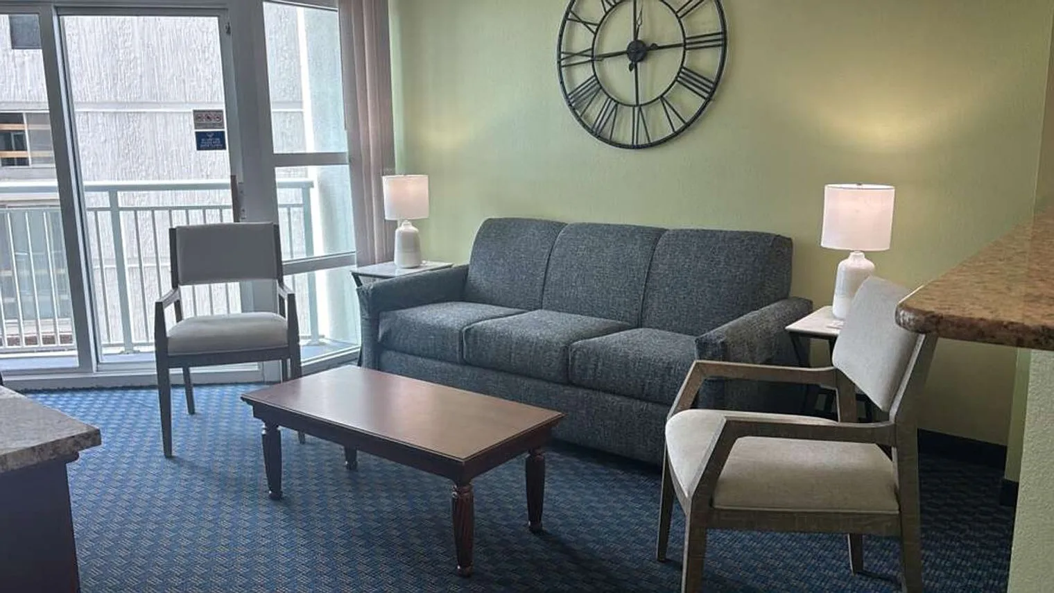 1 bed, 1.0 bath, 624 sqft, $2,628 — Photo 1