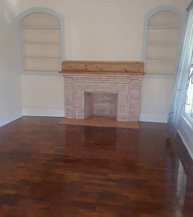 2nd image of 30 W 3rd St