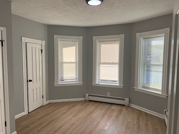 5th image of 169 Grove St APT 1N