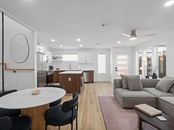 7608 De Priest St #1, Houston, TX 77088