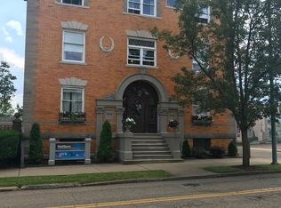 134 6th St SW, Canton, OH 44702