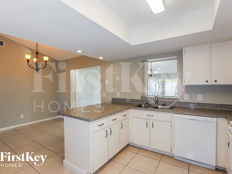 9728 Fox Hollow Rd — Photo 9