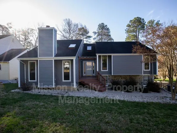 1037 Mansfield Crossing Rd, North Chesterfield, VA 23236