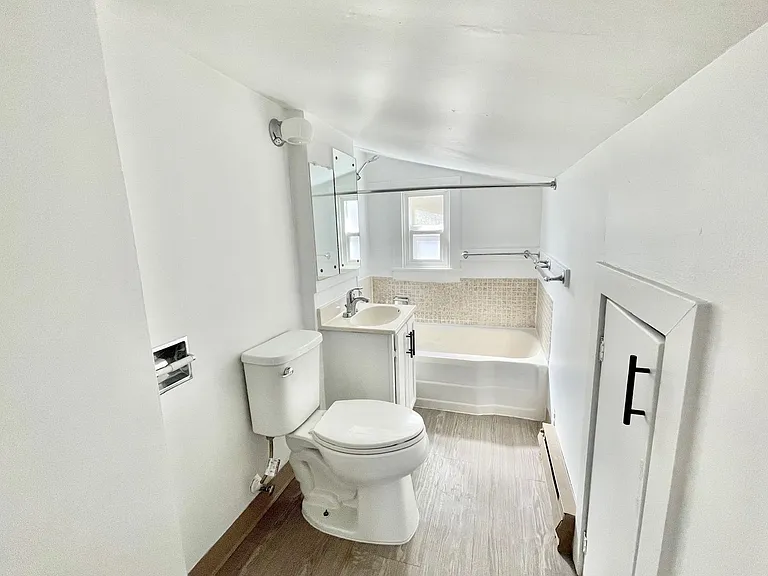1411 W 9th Ave #G — Photo 13
