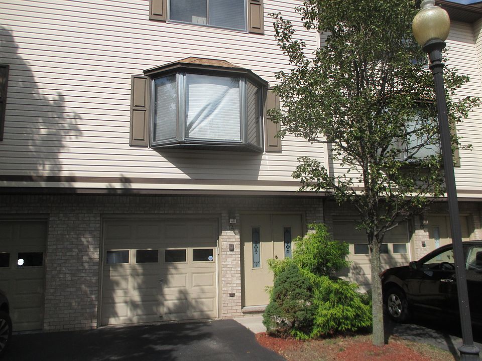 1st image of 201 Watchung Ave APT 14