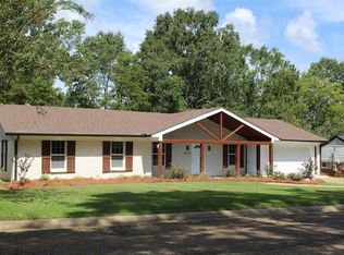1008 Briarwood Dr, Clinton, MS 39056