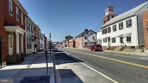 4th image of 401 W Main St #C