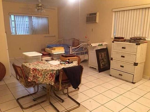 3rd image of 6565 Santona St #B11