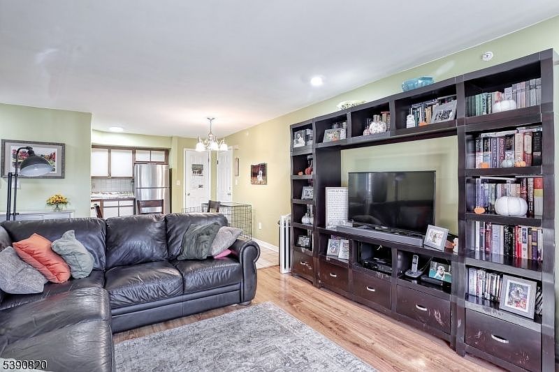 1st image of 2400 NE 10th St APT 203