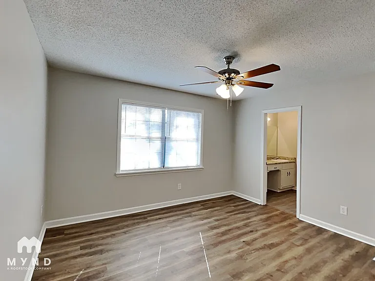 2979 Bayberry Ct — Photo 10