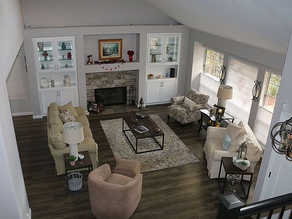 5th image of 3016 Moliner Dr
