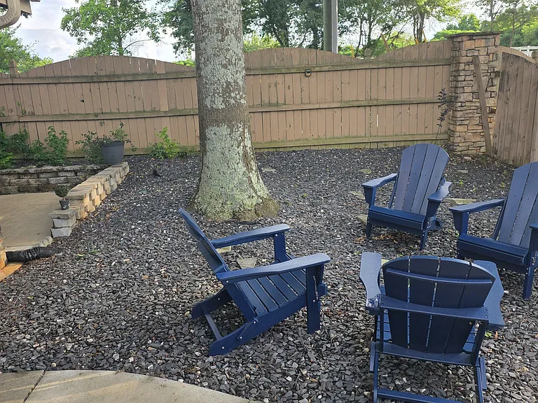 Laketrail Dr — Photo 6