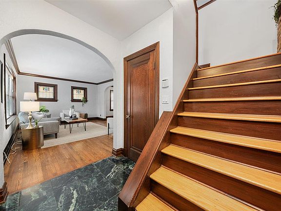4th image of 5011 Miami St