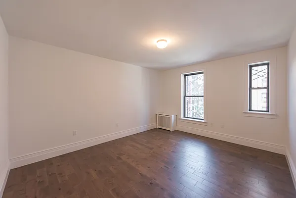 Rented by Thor Equities | media 33