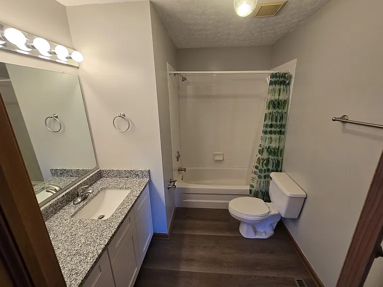 Main Bathroom