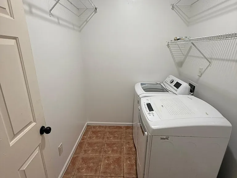 2802 Coachman Lakes Dr — Photo 19