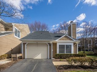 35 Cambridge Rd, Bedminster, NJ 07921