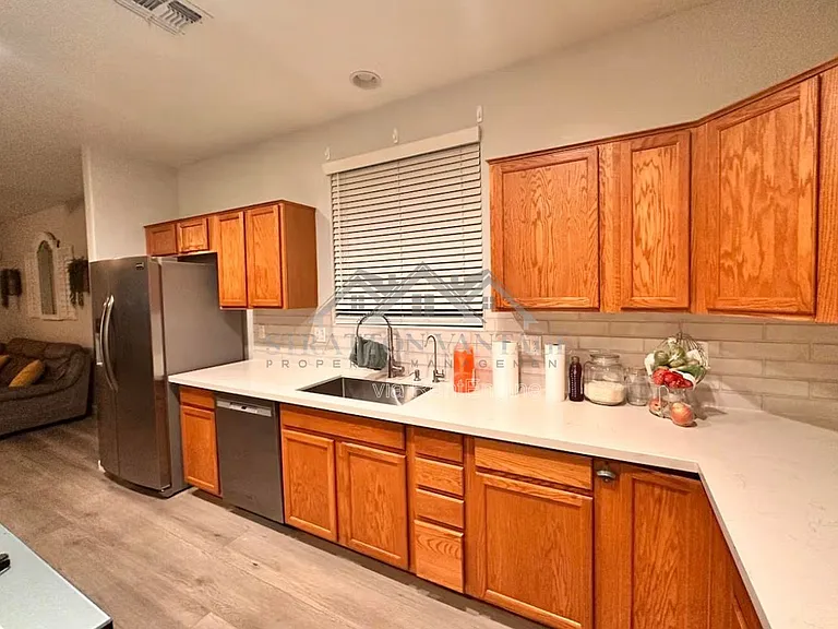 1036 S 177th Dr — Photo 6