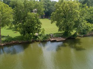 10660 Cherokee Rd, Richmond, VA 23235