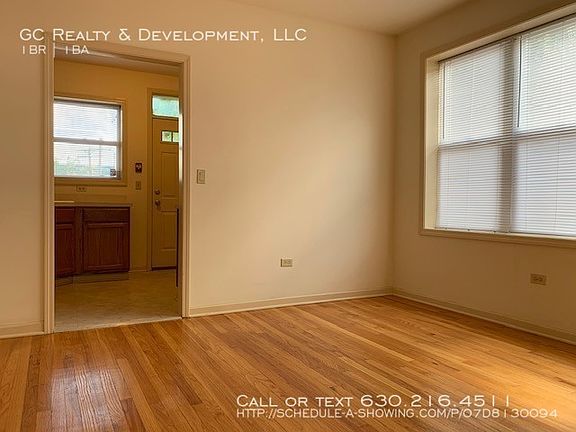 4th image of 131 N Hale St #A