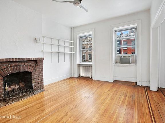 4th image of 69 Macdougal St APT 3F