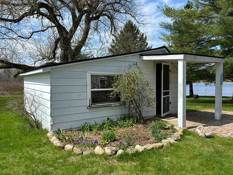 2537 Mitchell Lake Rd — Photo 18