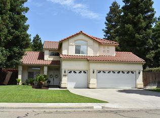 5936 W Evergreen Ave, Visalia, CA 93277