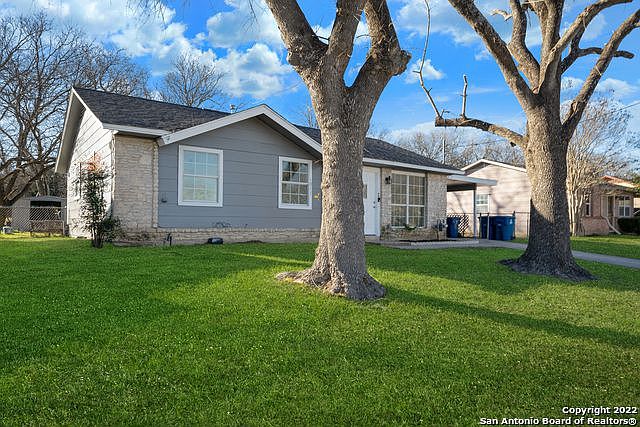 1st image of 1011 Hickory Hill Dr