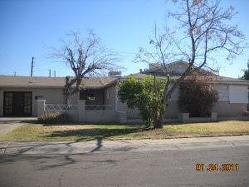 3rd image of 4631 N 53rd Dr