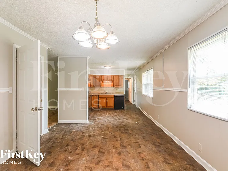 1240 N Ridgeview Dr — Photo 6