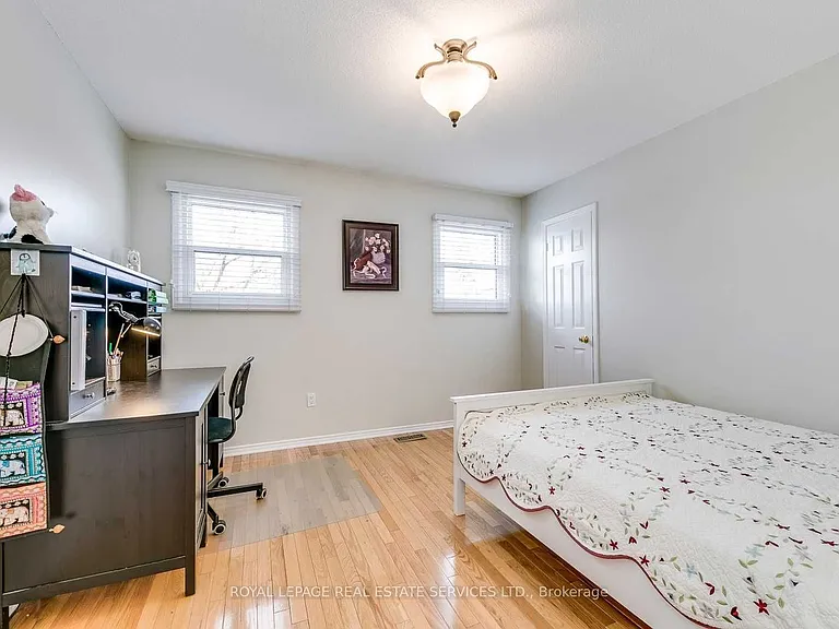1447 Clearview Dr — Photo 26