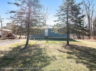 6717 Lansing Rd, Perry, MI 48872