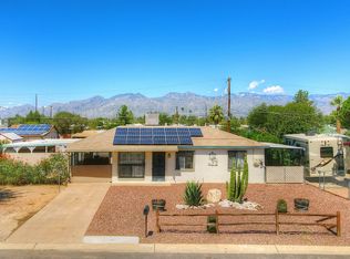 5717 E Calle Aurora, Tucson, AZ 85711