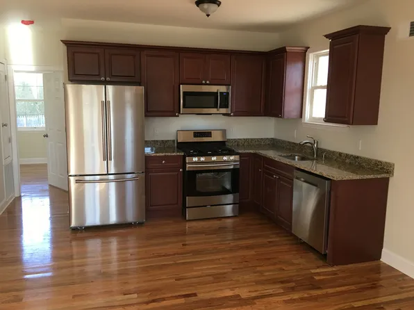 137 E Main St Floor 1, Bogota, NJ 07603