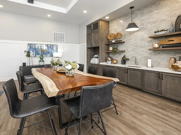 The Clarke at Kendall Town Apartments — Photo 4