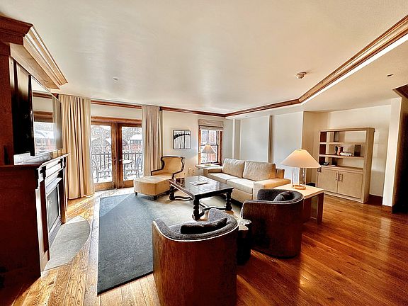 3rd image of 415 E Dean St Unit 47