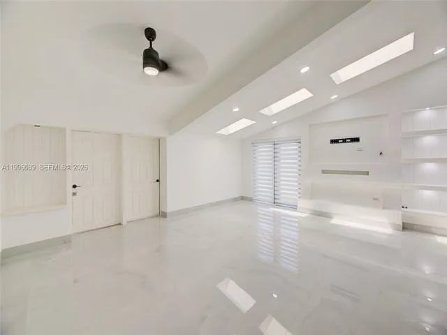 17101 SW 48th St — Photo 9